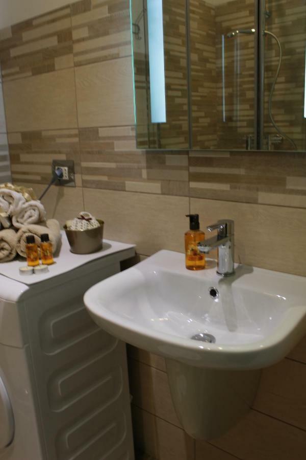 Le Dimore Di Magda Suite & Rooms 폴리나노 아마레 외부 사진